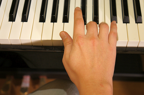 Mein Klavierunterricht wird auch deine Konzentration wesentlich erhöhen! Das wirkt sich auch auf andere Lebensbereiche aus!